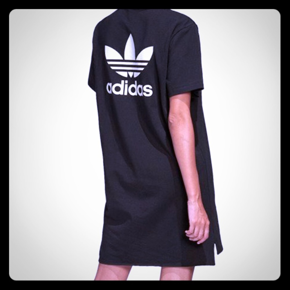 COPY - adidas Originals Trefoil Dress